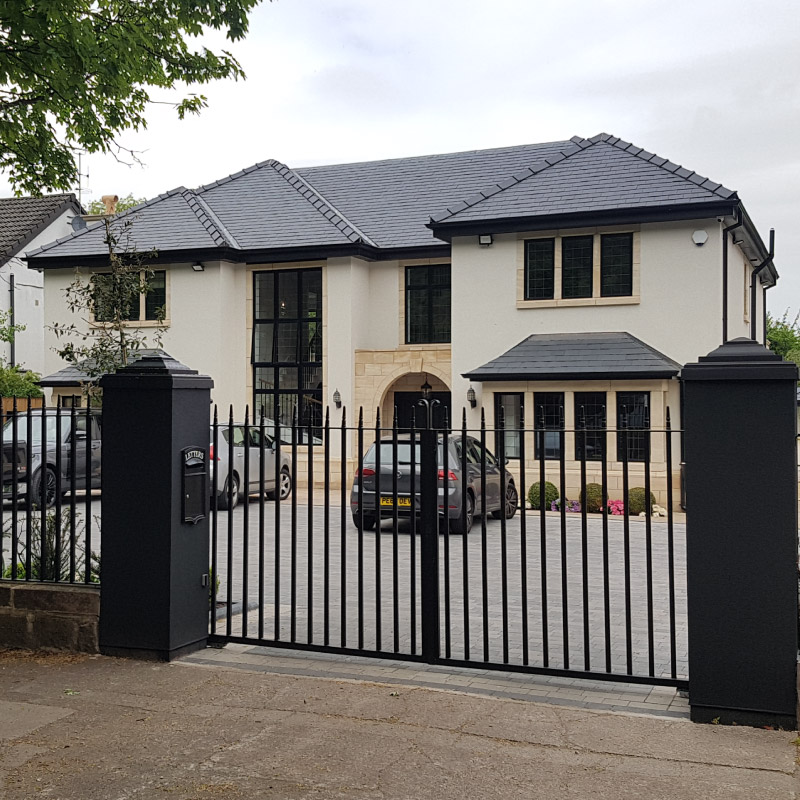 PAB Architect’s architect and design team delivered a 5-bedroom luxury, family home including stone facings and render for new build developers in Greater Manchester